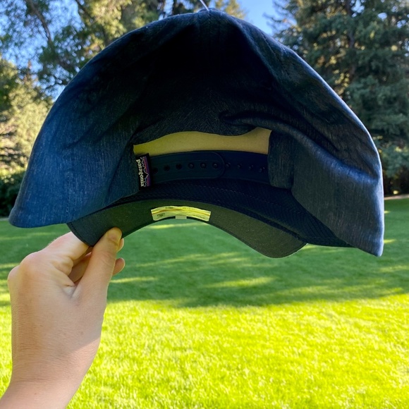 Last One! NWT Patagonia Logo  Hat - Blue - Picture 3 of 5